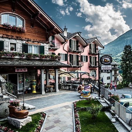 Albergo Meuble Vecchio Scarpone Baceno Exteriör bild