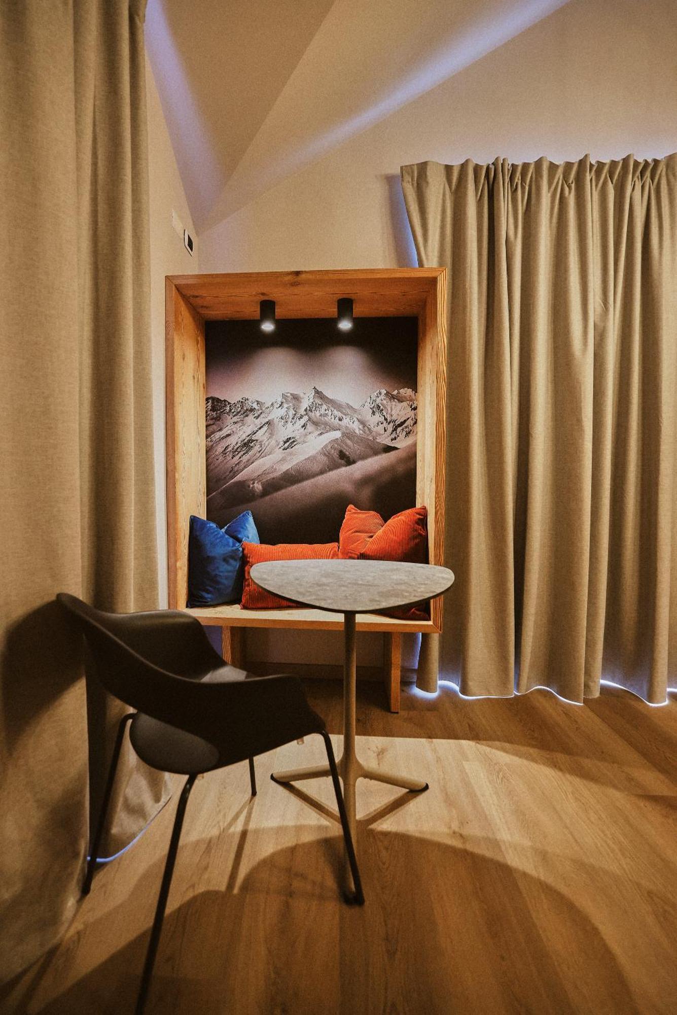 Albergo Meuble Vecchio Scarpone Baceno Exteriör bild