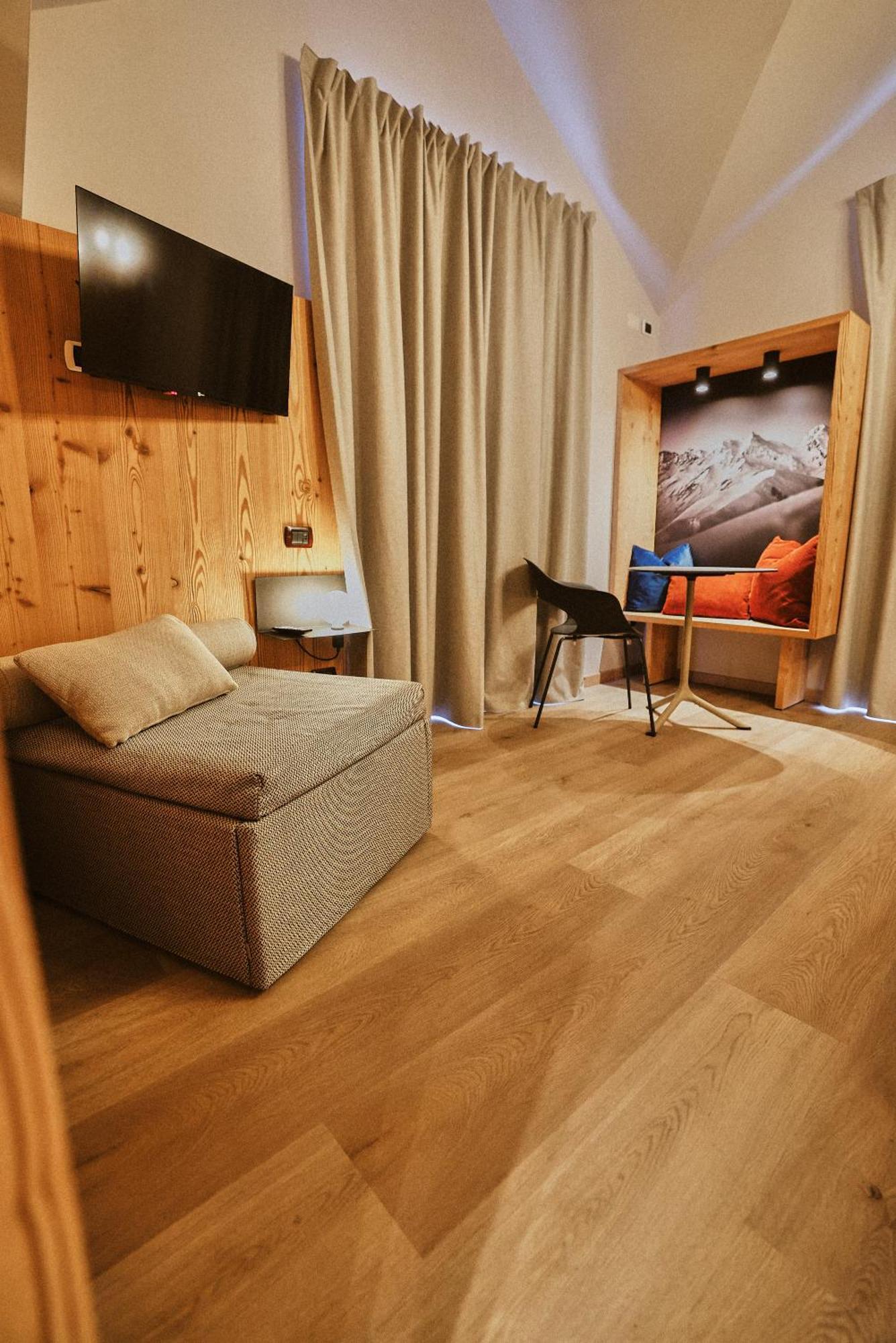 Albergo Meuble Vecchio Scarpone Baceno Exteriör bild
