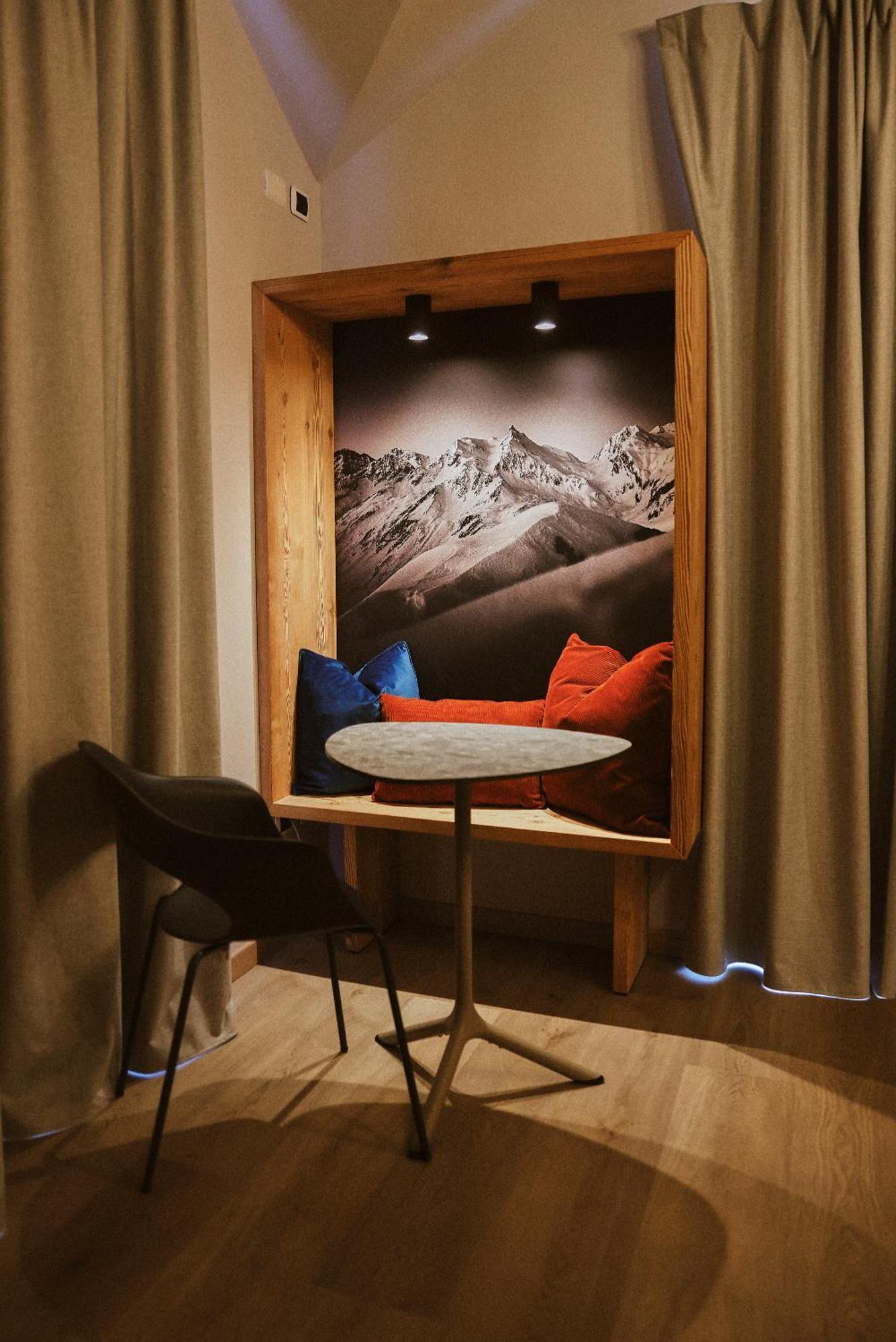 Albergo Meuble Vecchio Scarpone Baceno Exteriör bild